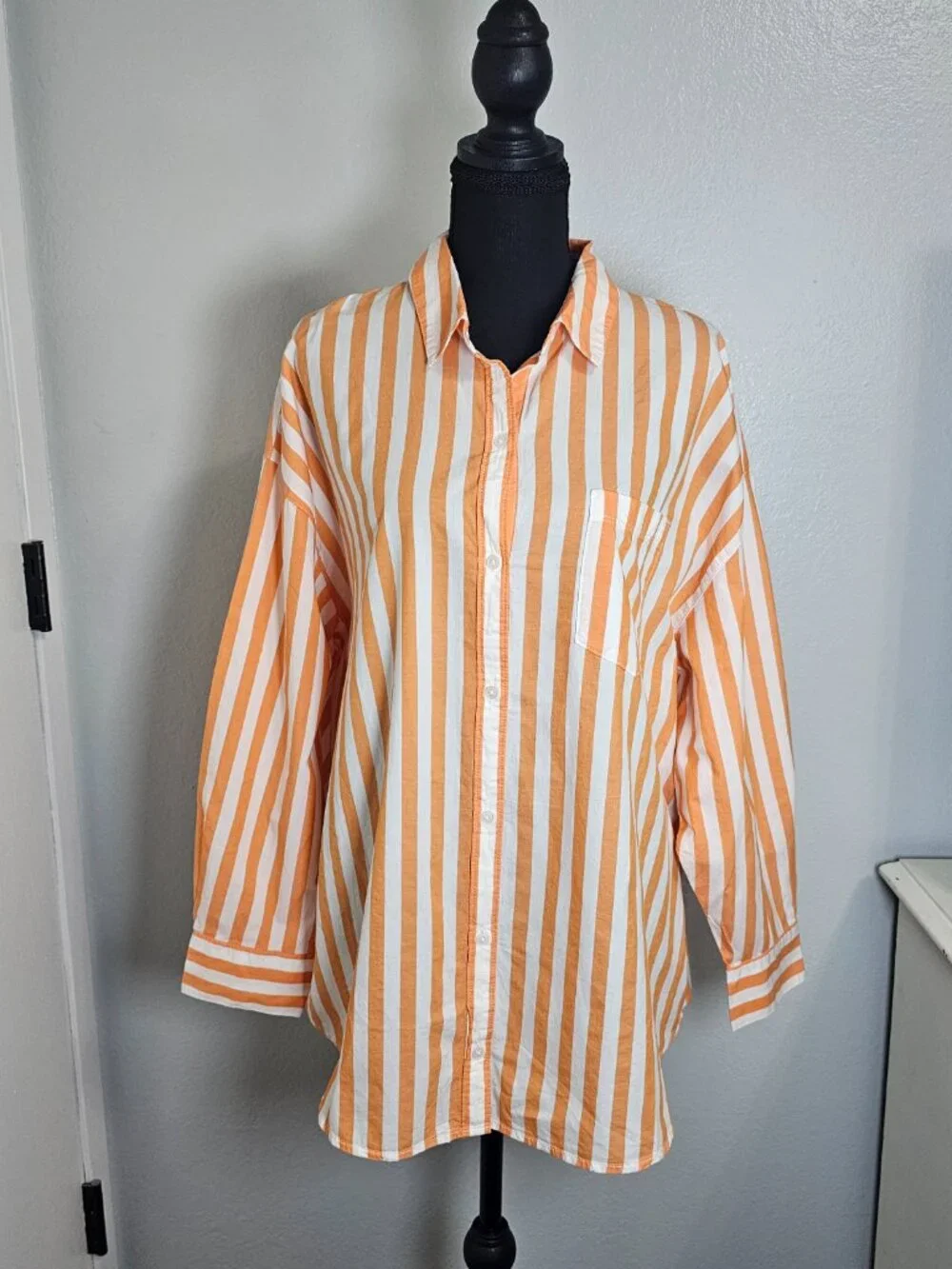 NWT Old Navy The Boyfriend Shirt Orange White Striped Button Down Women's Size L - Picture 2 of 6